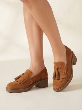AEROSOLES Men's Brown Suede Tassel Fringe Loafers